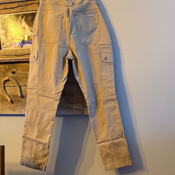 Duluth Trading Co Women’s Khaki Cargo Pants - Picture 3 of 5